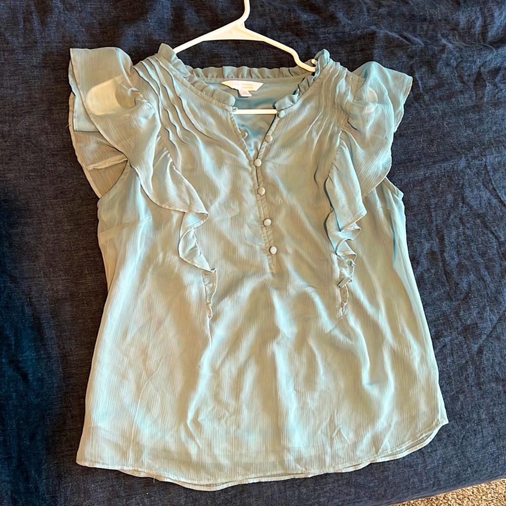 Blouse size M